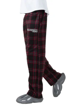 Nigel Black/Red Plaid Pajamas -The Fresh Brand Shop AMZN 3339c7bc a82c 480b b39a 6e12c0eecb9c scaled