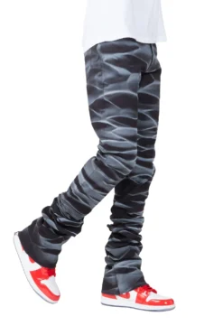 Ayden Black Super Stacked Flare Jean -The Fresh Brand Shop AMZN cbee8fb2 cc59 45c1 b06d 6a852b8f2f79 scaled